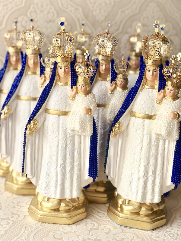 Nossa Senhora do Brasil 30cm manto em strass