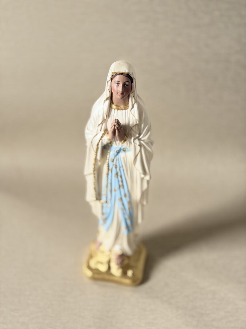 Nossa Senhora de Lourdes 30cm perolada