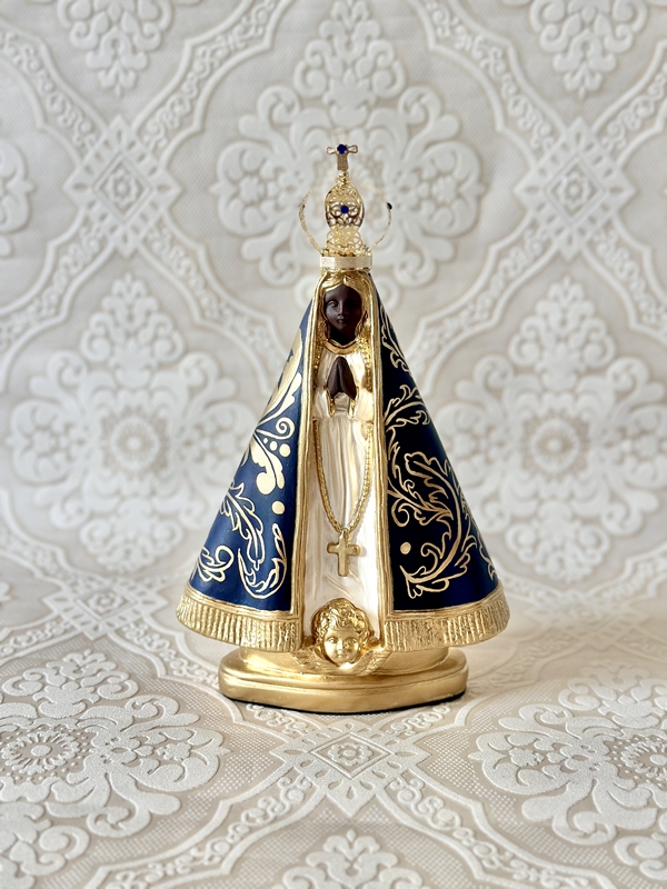 Nossa Senhora Aparecida 25cm desenhos a mão livre