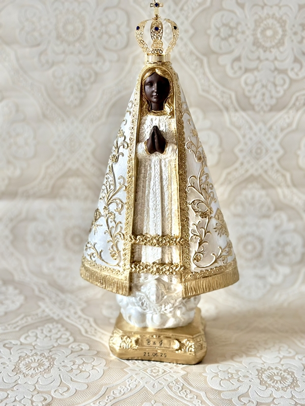 Nossa Senhora Aparecida com 40cm em pintura perolada