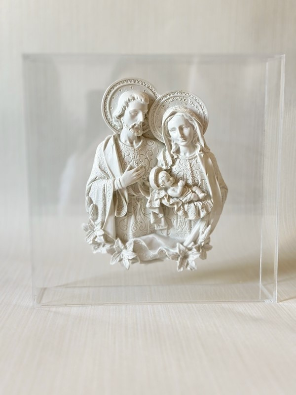 Box acrílico transparente grande com medalha Sagrada Família