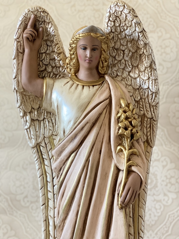 Arcanjo Gabriel com 60cm em pintura envelhecida