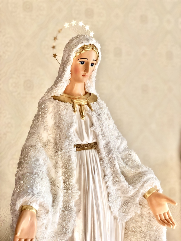 Nossa Senhora das Graças 80cm em renda bordada