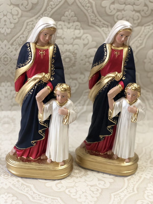 Maria Passa na Frente com 30cm em pintura acrílica