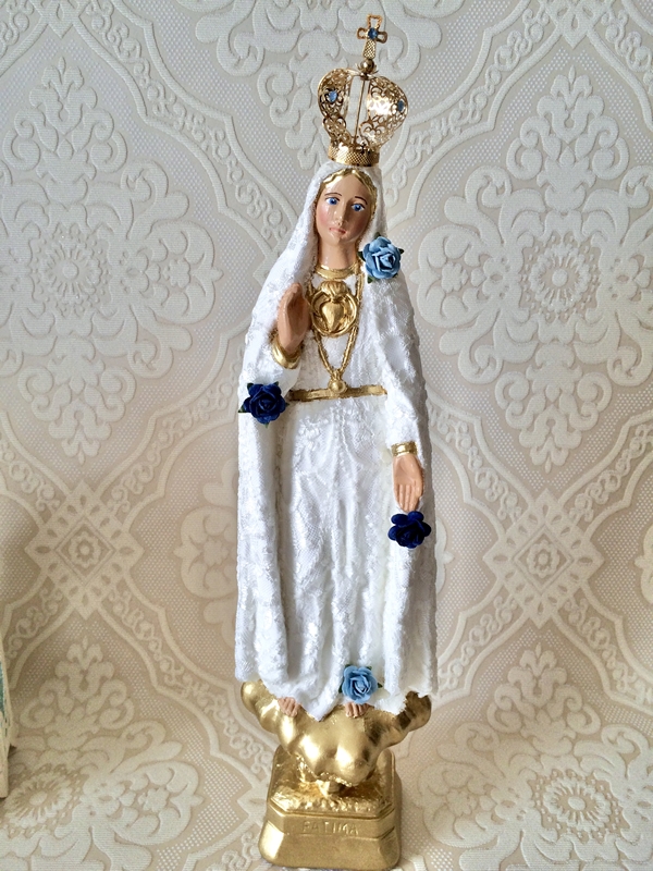 Nossa Senhora de Fátima 30cm em renda