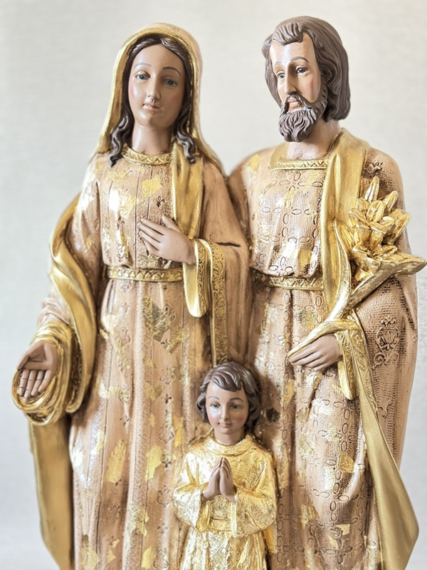 Sagrada Família em pé 60cm envelhecida e folha de ouro