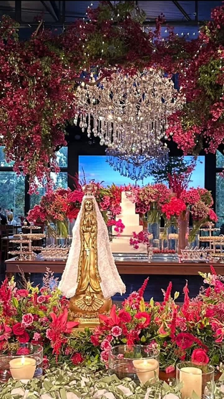 Nossa Senhora Aparecida 60cm renda bordada