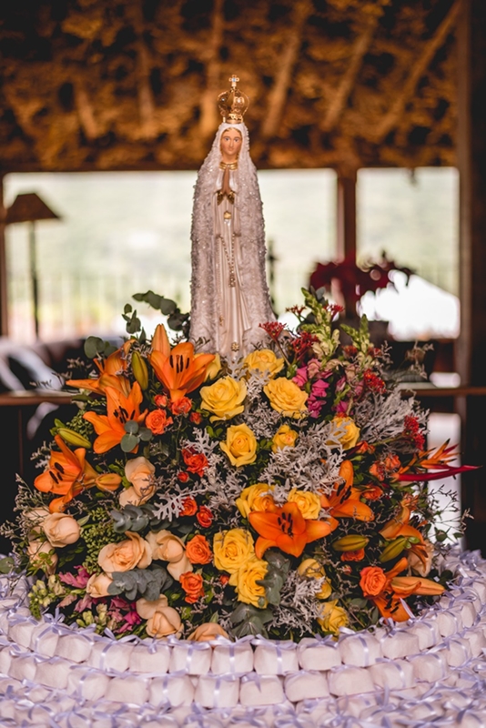 Nossa Senhora de Fátima 60cm renda bordada