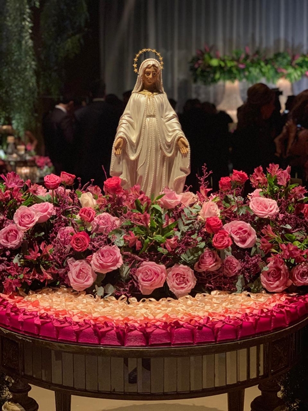 Nossa Senhora das Graças 60cm fio de pérolas