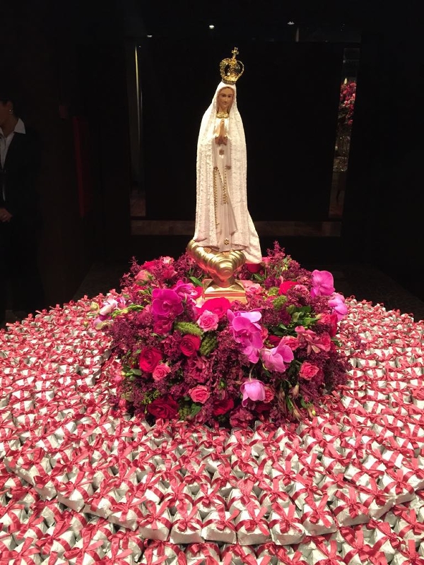 Nossa Senhora de Fátima 60cm renda